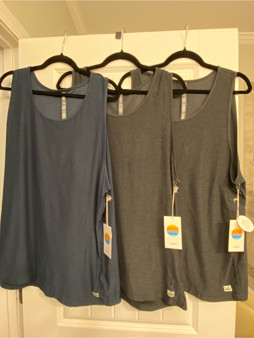 NWT $40 Vuori Strato Tech Tanks Men’s XL & XXL
